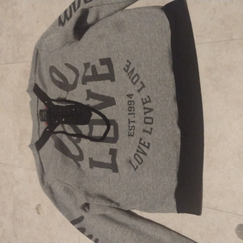 Sweater shirt